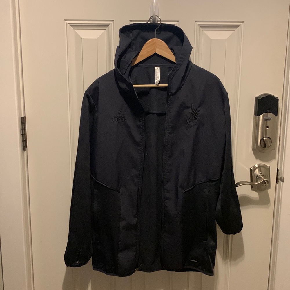 Mn United FC hooded jacket. Men’s size medium with embroidered logo